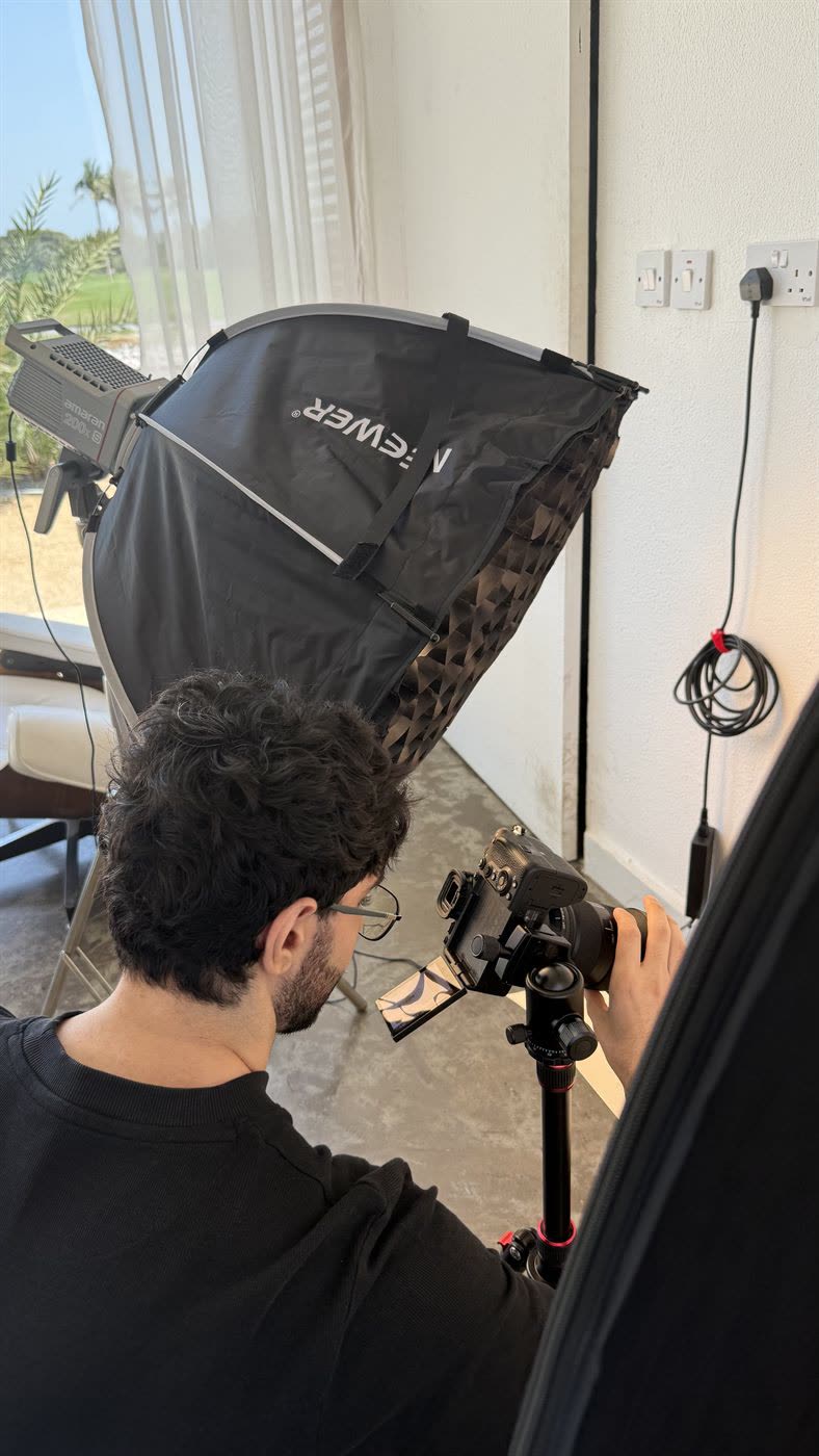 Behind the scenes, lighting setup for a shoot